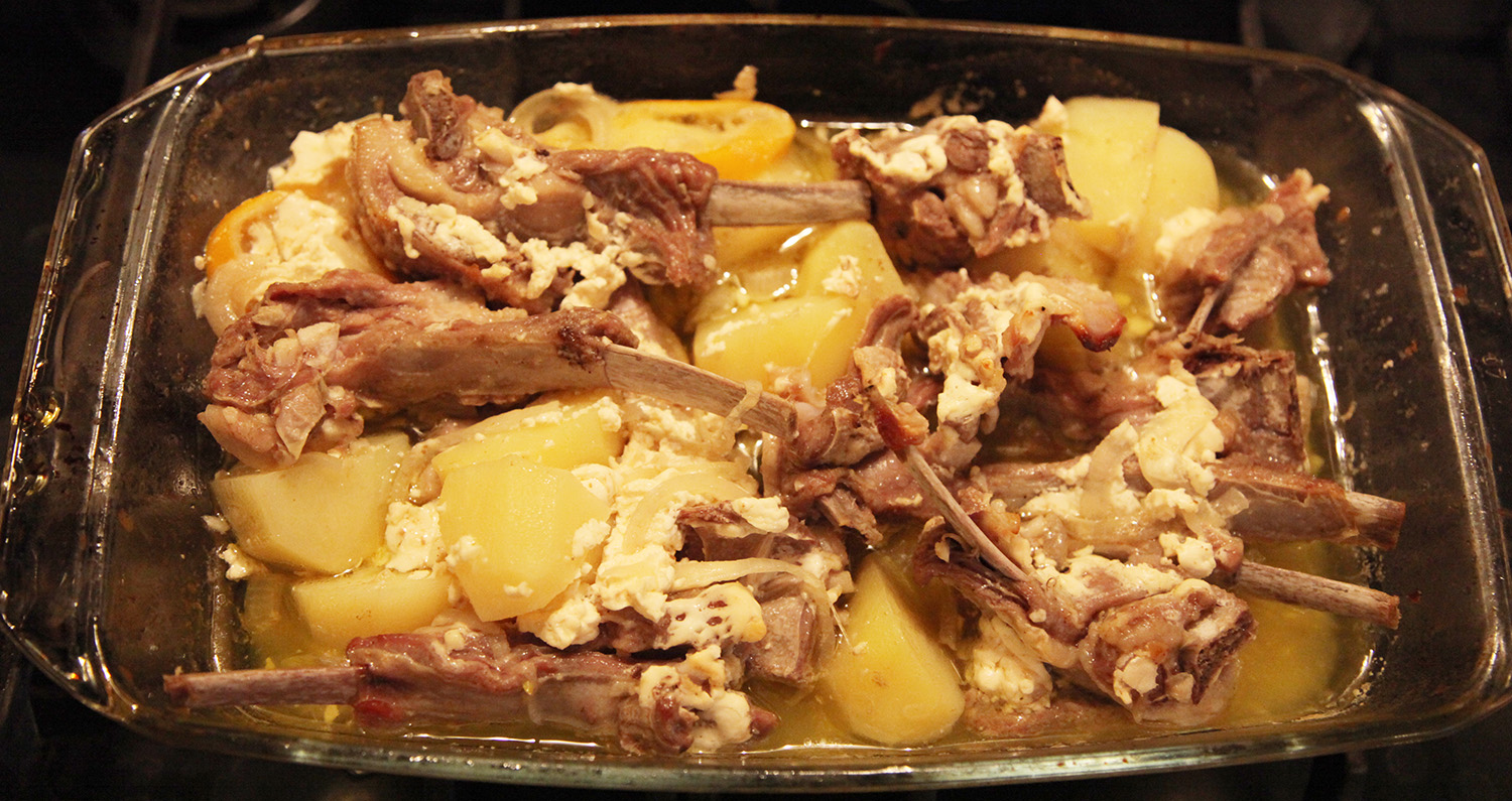 Рецепт: Жареные бараньи ребрышки - с паприкой, соевым соусом и васаби